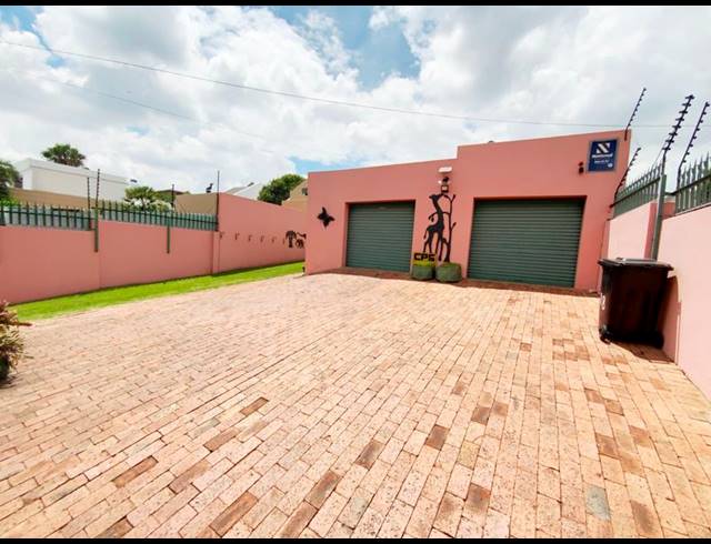 3 BEDROOM HOUSE FOR SALE IN ELANDSHAVEN